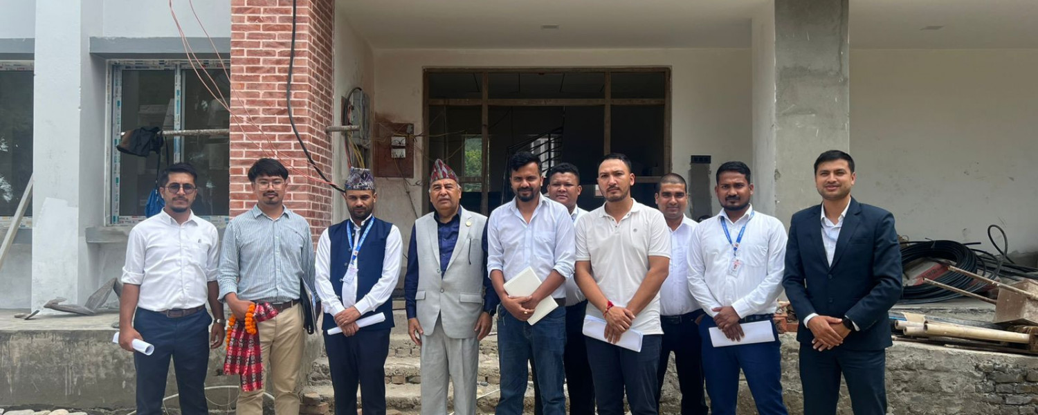 शहरी विकास तथा भवन कार्यालयको निर्माणधिन भवन माननीय मन्त्रीज्युबाट अनुगमन